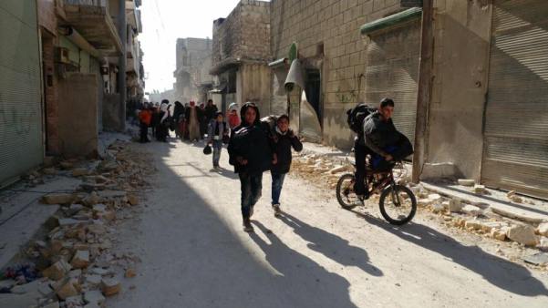 Aleppo: burgers dolblij met bevrijding door reguliere Syrische leger!!