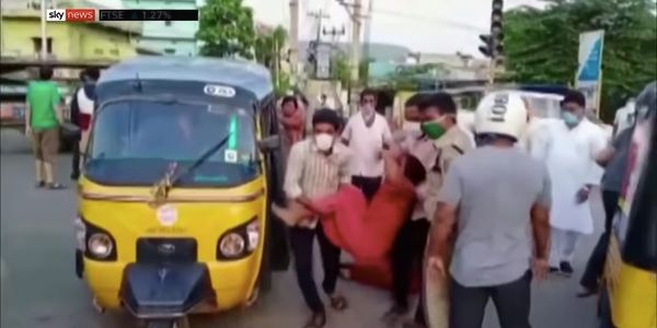 LG fabriek in India lekte een dodelijk gas: 12 doden en een groot aantal zieken: ‘corruptie in werking……’