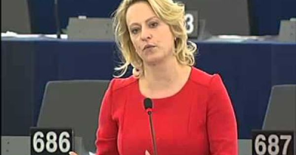 Esther de Lange (CDA lid EU parlement) stelt dat Rusland de reden is voor de hoge gasprijs, of nee wacht……