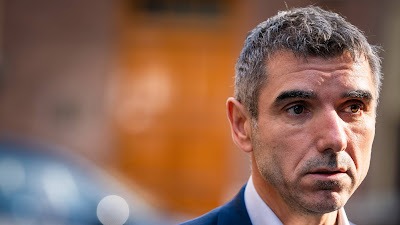 Koolmees (D66 minister) wil dat de participatiewet wordt gehandhaafd voor jongeren die recht hebben op bijstand