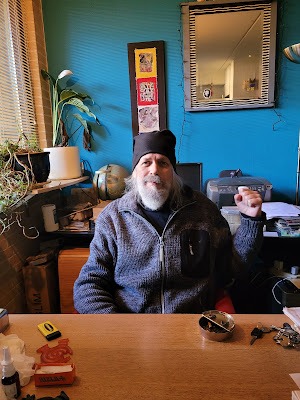 De Azijnpisser dienstmelding