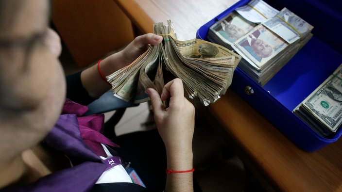 Microkrediet//?????? in Cambodja, de weg naar grote schulden