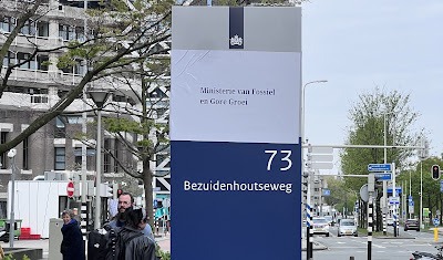 Geen cent naar nieuwe kerncentrales: kernenergie is keiduur!